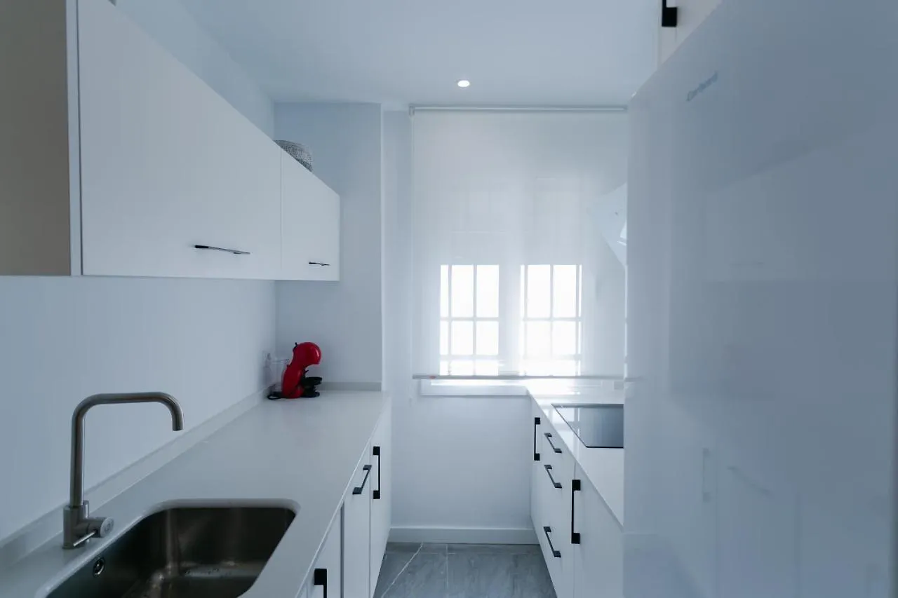 Apartment Lujoso Apartamento Con Piscina Compartida 1 Seville Spain
